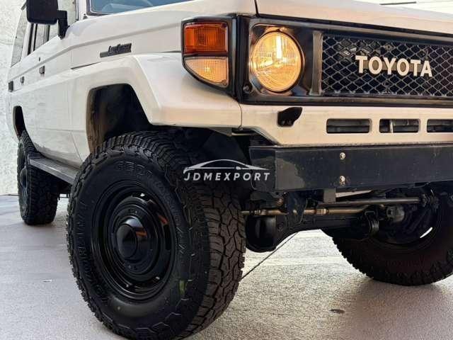 Toyota Land Cruiser 70 1999 thumbnail 5