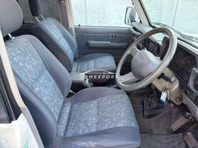 Toyota Land Cruiser 70 1999 thumbnail 11