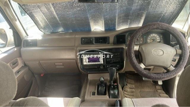 Toyota Land Cruiser 80 1997 thumbnail 3