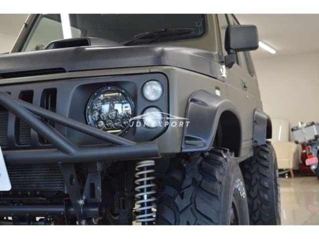 Suzuki Jimny 1998 thumbnail 23