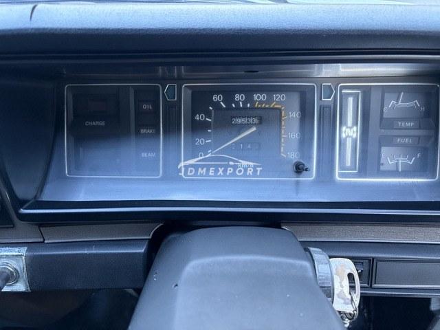 Nissan Gloria Van 1977 thumbnail 17