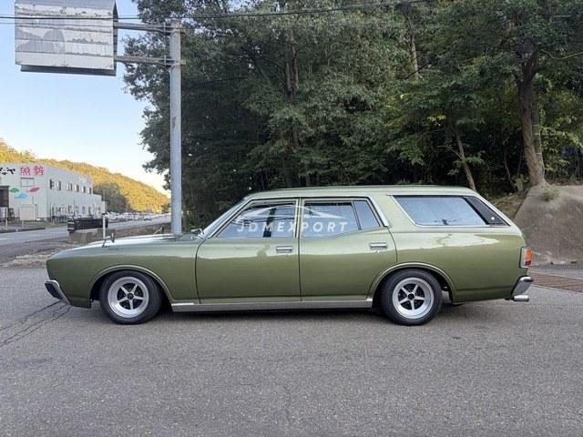 Nissan Gloria Van 1977 thumbnail 13
