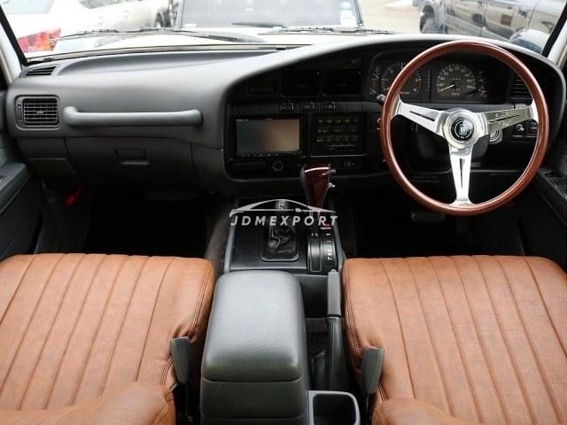 Toyota Land Cruiser Wagon 1993 thumbnail 3