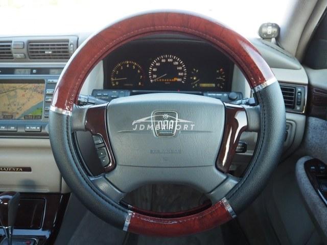 Toyota Crown Majesta 2001 thumbnail 15