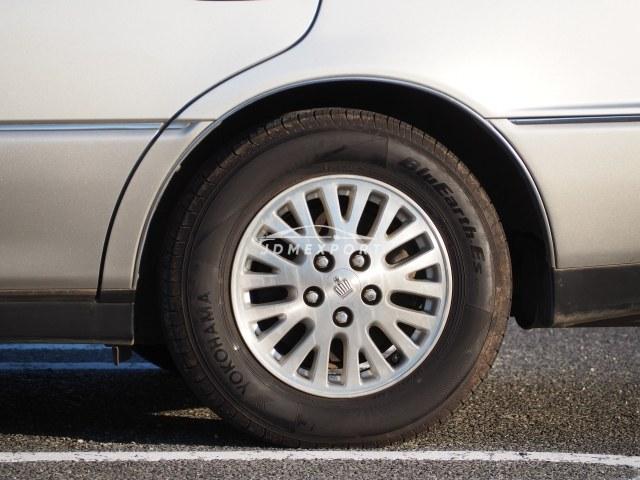 Toyota Crown Majesta 2001 thumbnail 11