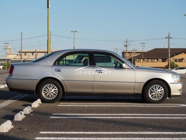 Toyota Crown Majesta 2001 thumbnail 6