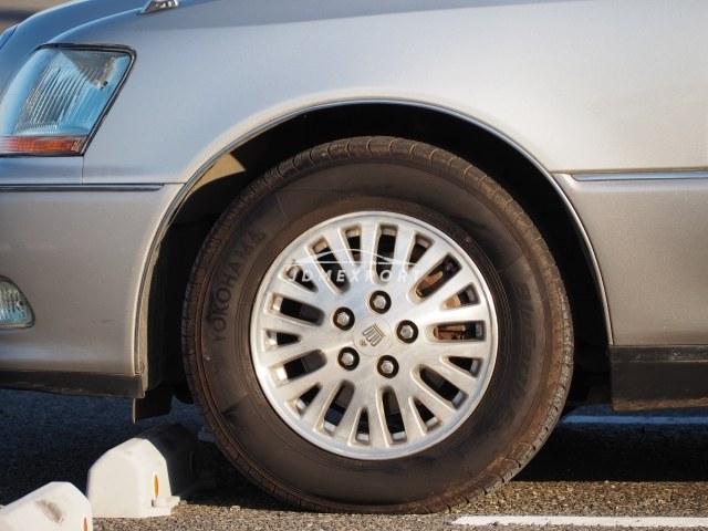 Toyota Crown Majesta 2001 thumbnail 10