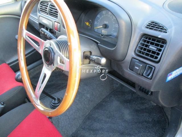 Suzuki Alto 2001 thumbnail 11
