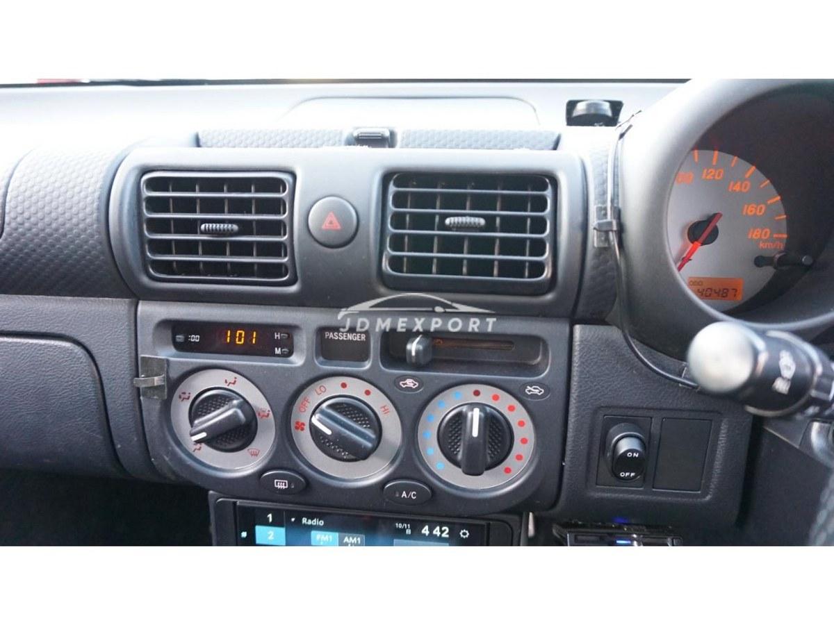 Toyota MR-S 2001 thumbnail 35