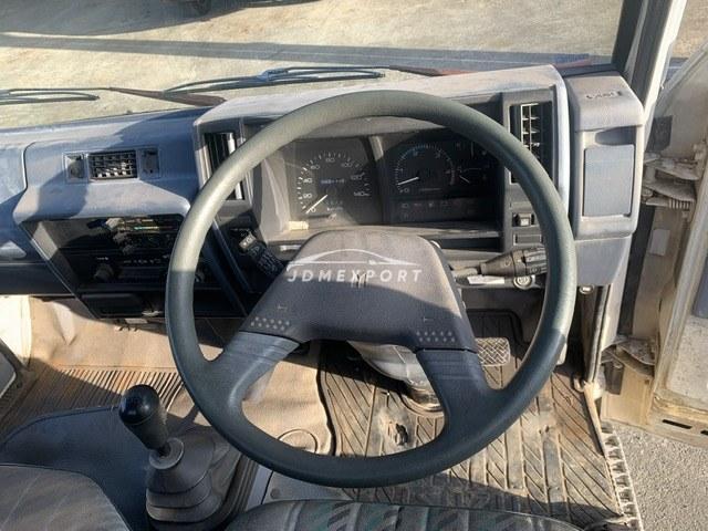 Isuzu Elf Truck 1991 thumbnail 7