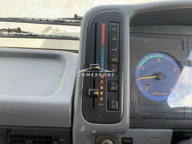 Hino Ranger 1996 thumbnail 17