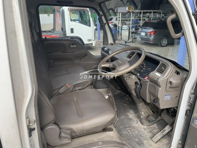 Isuzu Elf Truck 1996 thumbnail 18