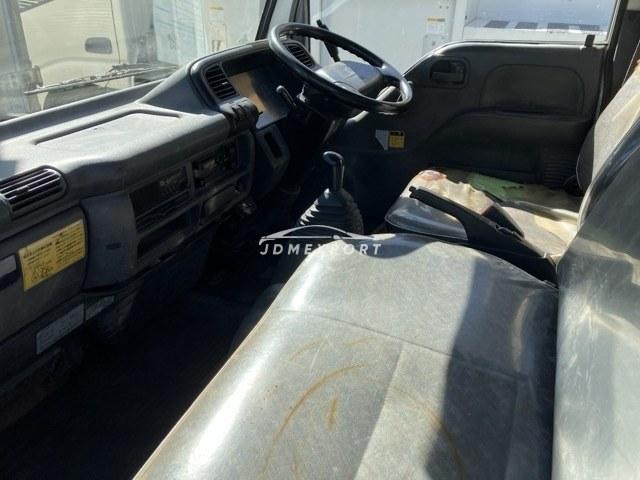 Isuzu Elf Truck 2000 thumbnail 22