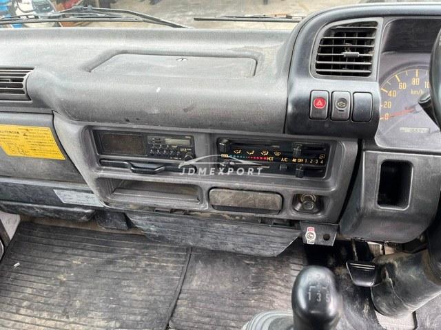 Isuzu Elf Truck 2000 thumbnail 16