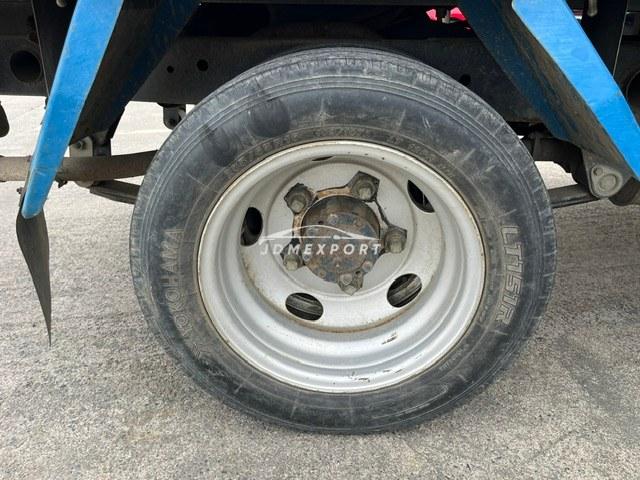 Mitsubishi Fuso Canter 2001 thumbnail 34