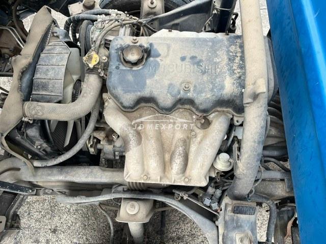 Mitsubishi Fuso Canter 2001 thumbnail 24