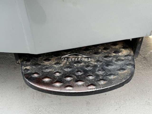Mitsubishi Jeep 1997 thumbnail 12