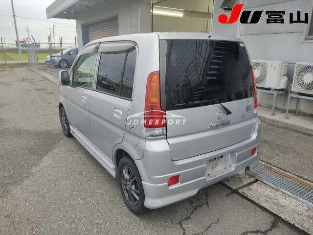 Honda Life 2001 thumbnail 2