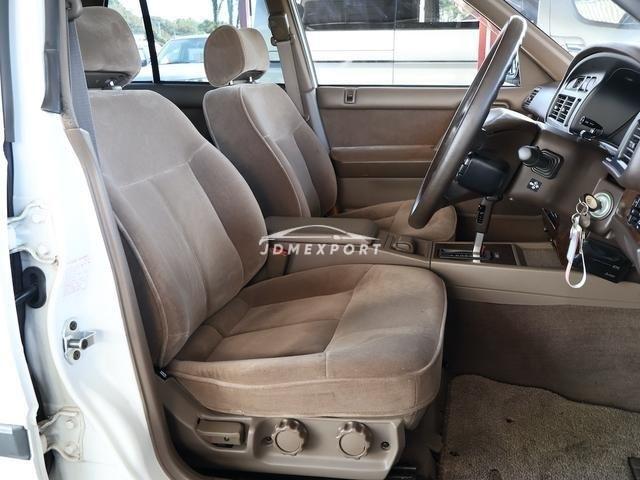 Nissan Cedric 1992 thumbnail 15