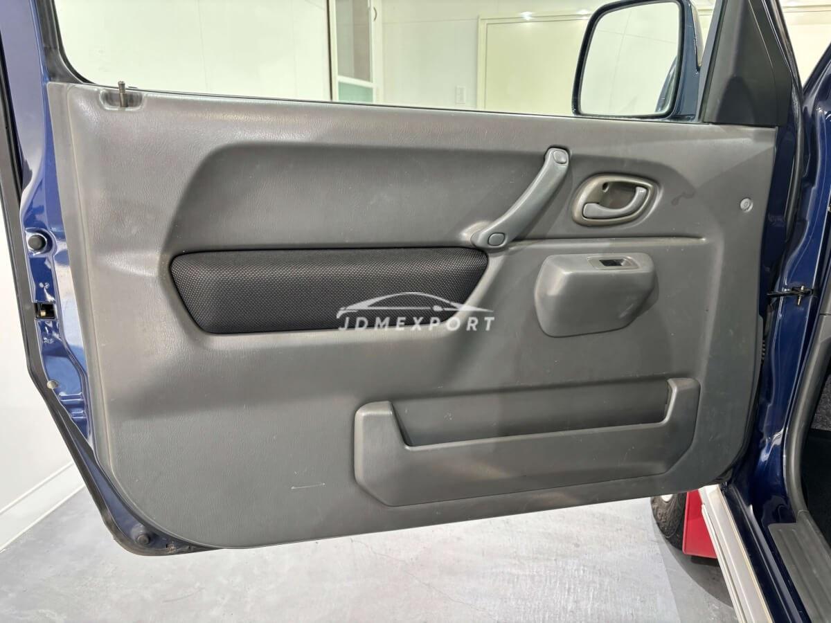 Suzuki Jimny 2000 thumbnail 28