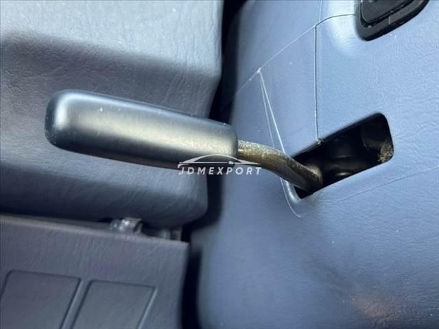 Toyota Land Cruiser Prado 1998 thumbnail 29