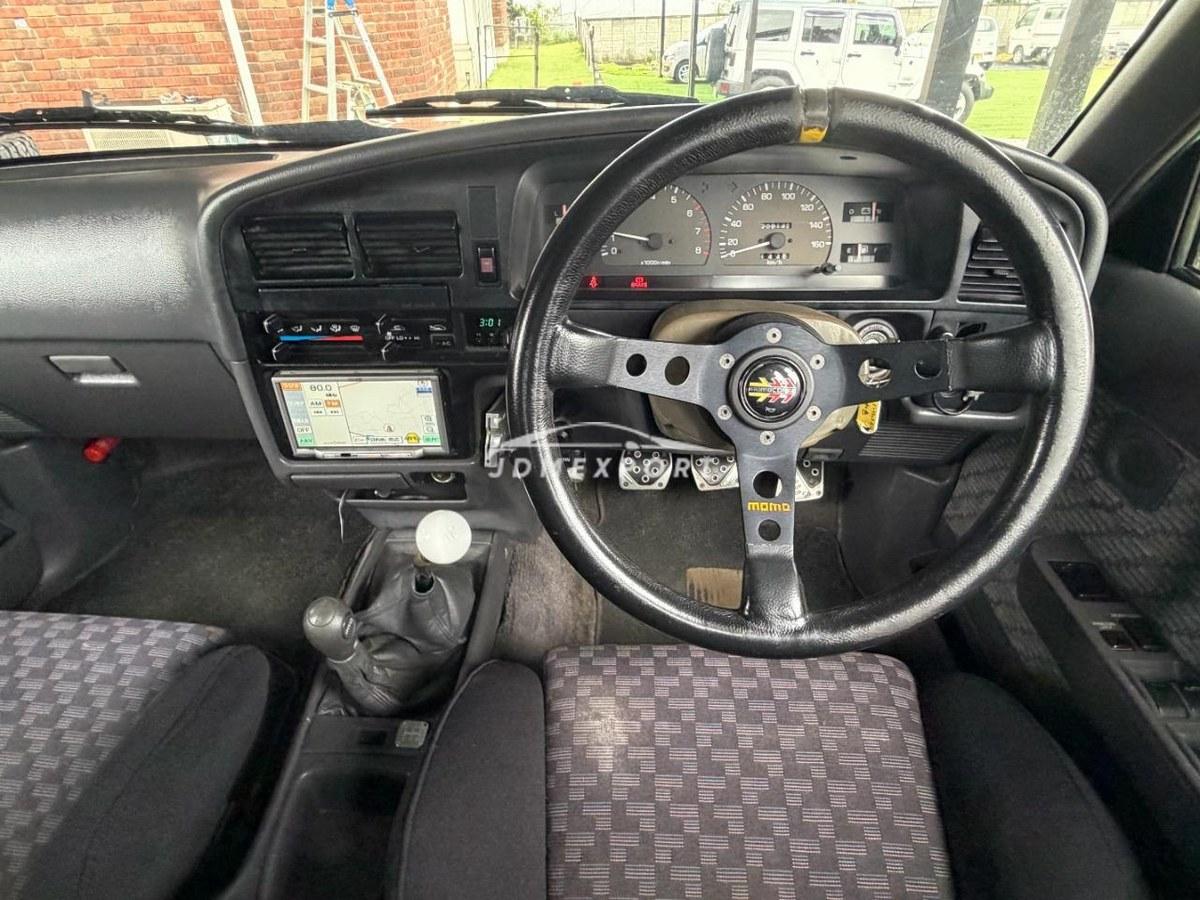 Toyota Hilux Pick Up 1996 thumbnail 17