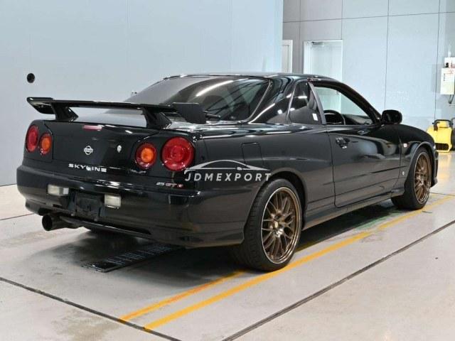 Nissan Skyline Coupe 2000 thumbnail 2