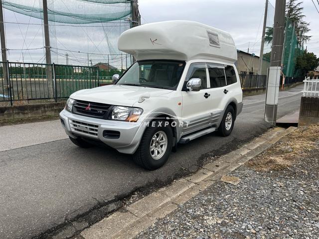 Mitsubishi Pajero 2000 thumbnail 2