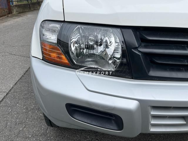 Mitsubishi Pajero 2000 thumbnail 9