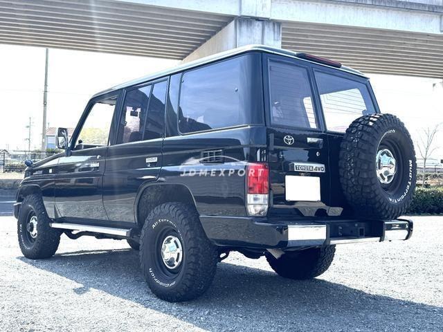 Toyota Land Cruiser Prado 1995 thumbnail 3