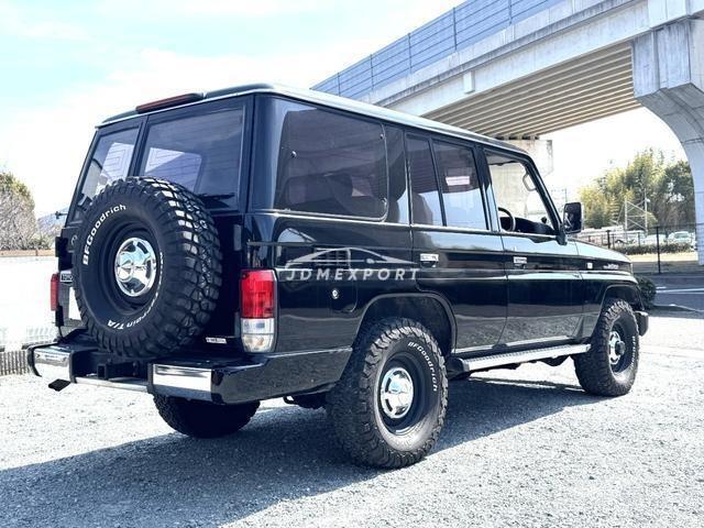 Toyota Land Cruiser Prado 1995 thumbnail 4