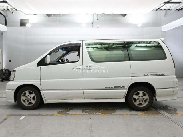 Nissan Elgrand 2002 thumbnail 5