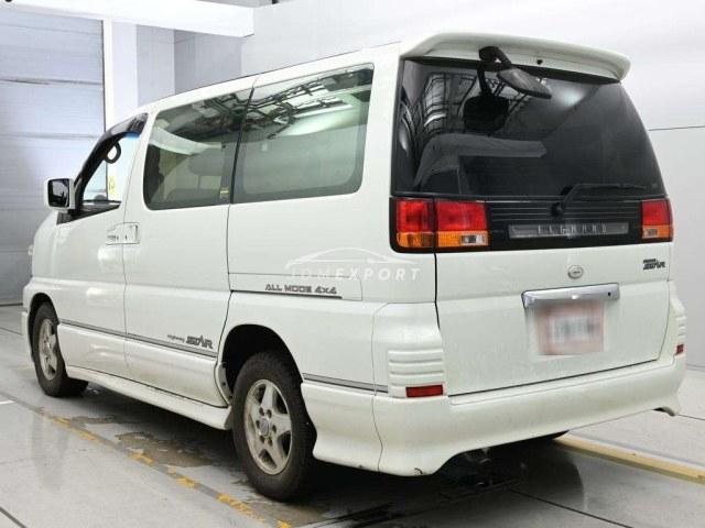 Nissan Elgrand 2002 thumbnail 7