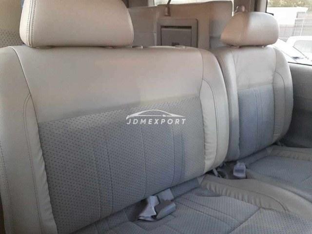 Nissan Elgrand 2002 thumbnail 12