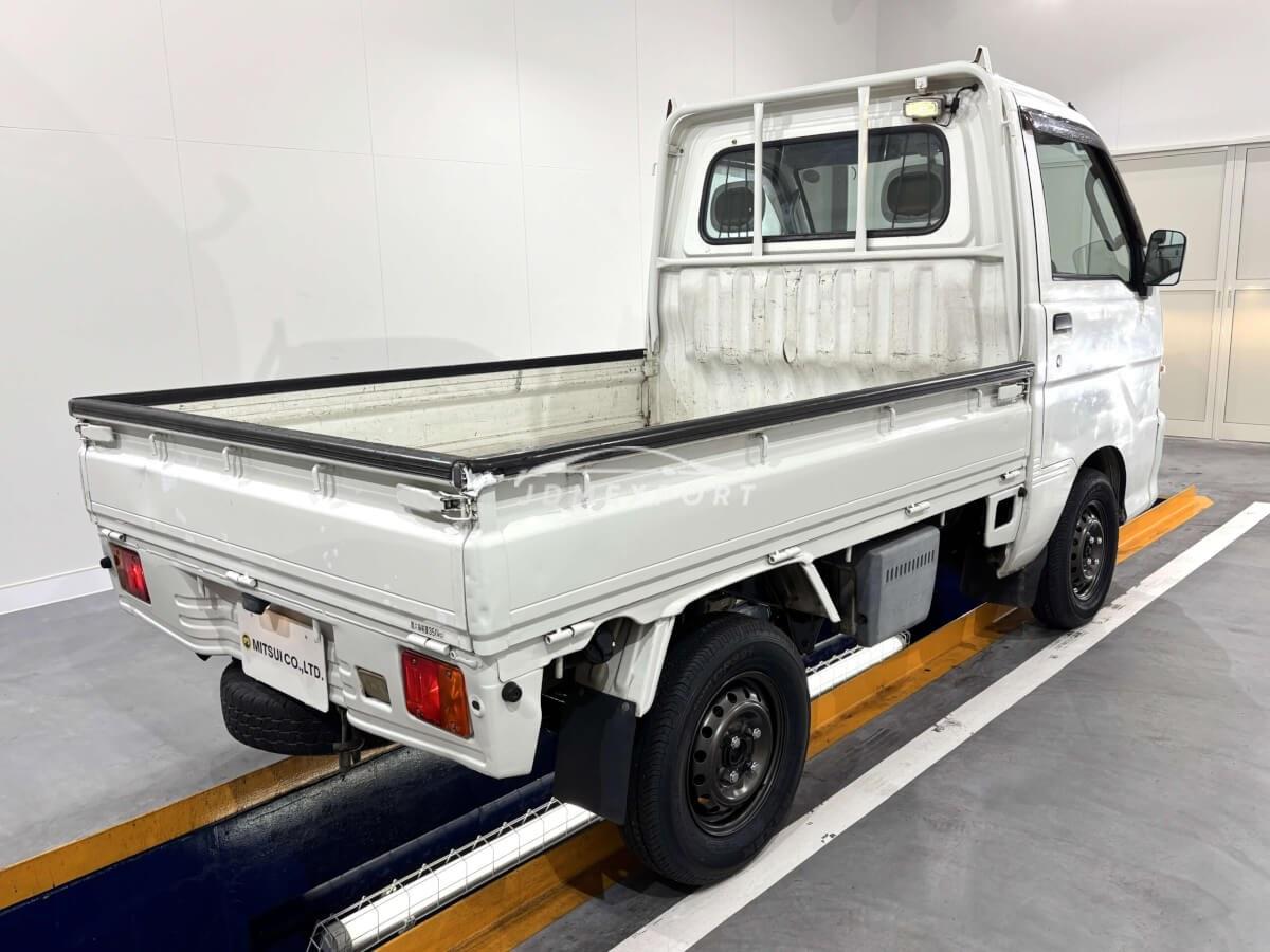 Daihatsu Hijet Truck 2000 thumbnail 6