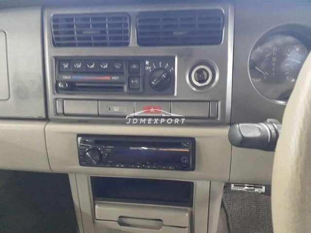 Nissan Rasheen 1998 thumbnail 6