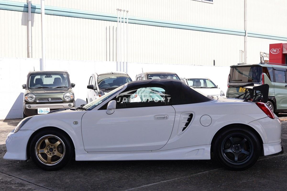 Toyota MR-S 2000 thumbnail 33