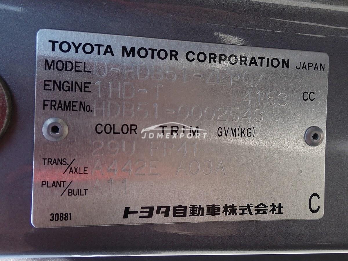 Toyota Coaster 1994 thumbnail 58