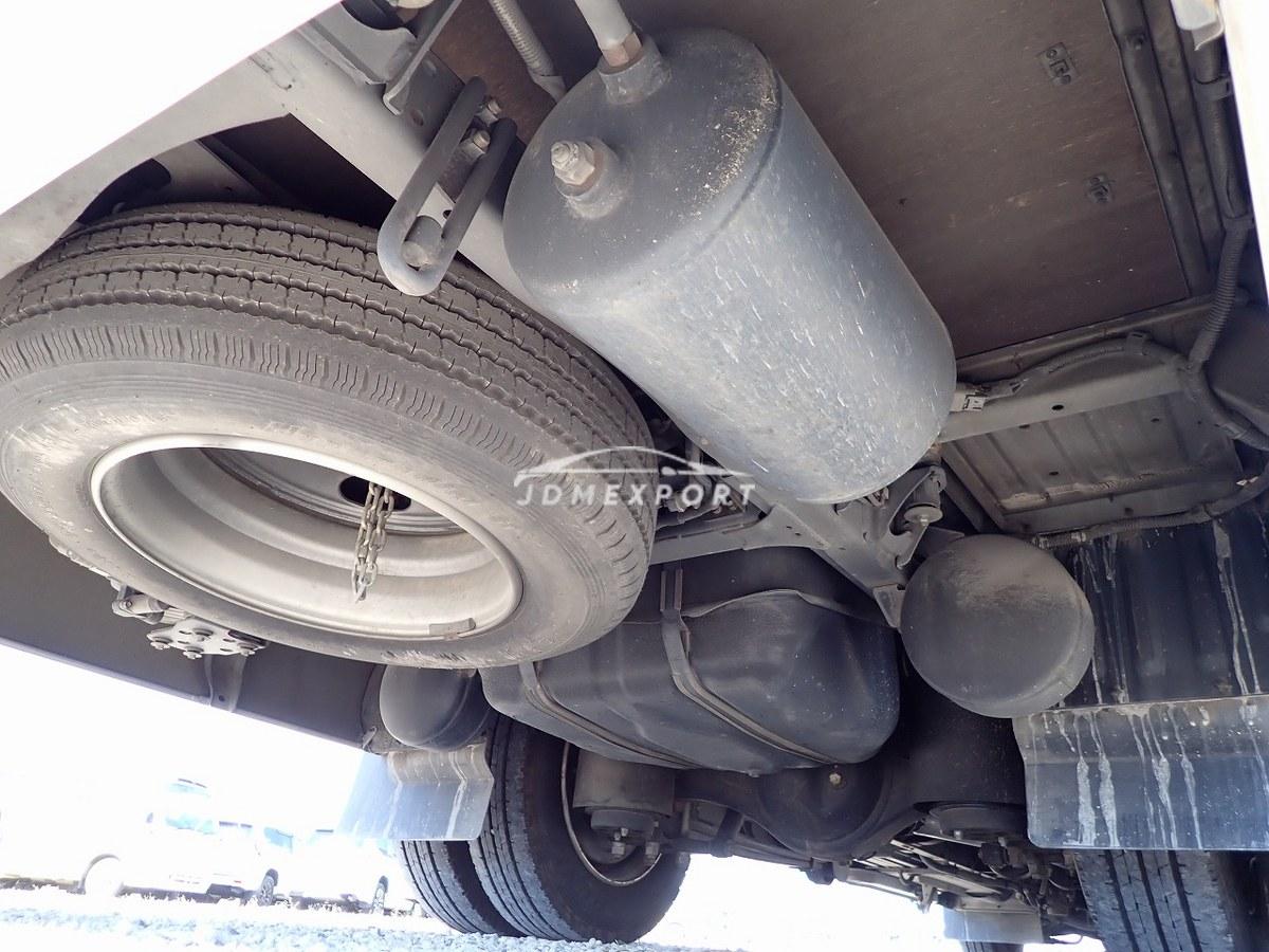 Toyota Coaster 1994 thumbnail 19