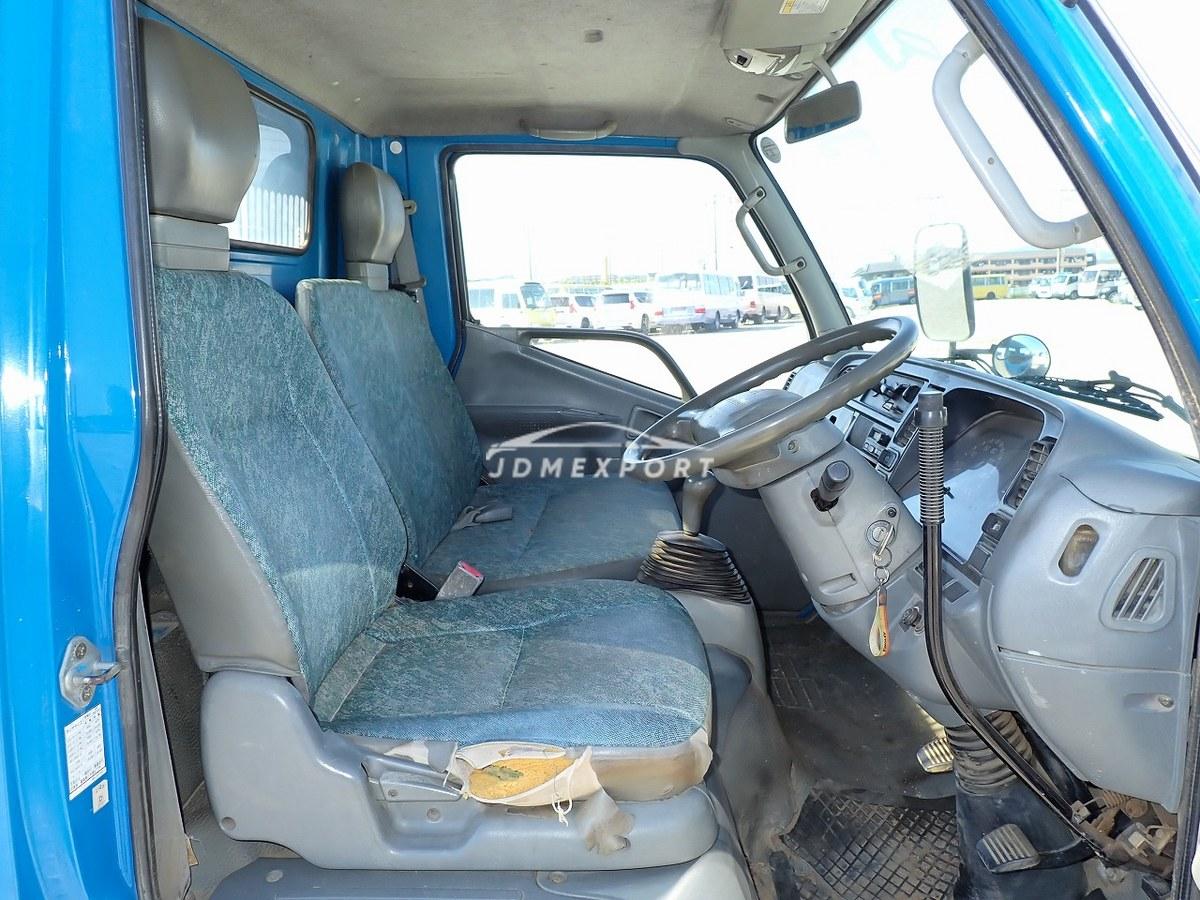 Mitsubishi Fuso Canter 2001 thumbnail 24