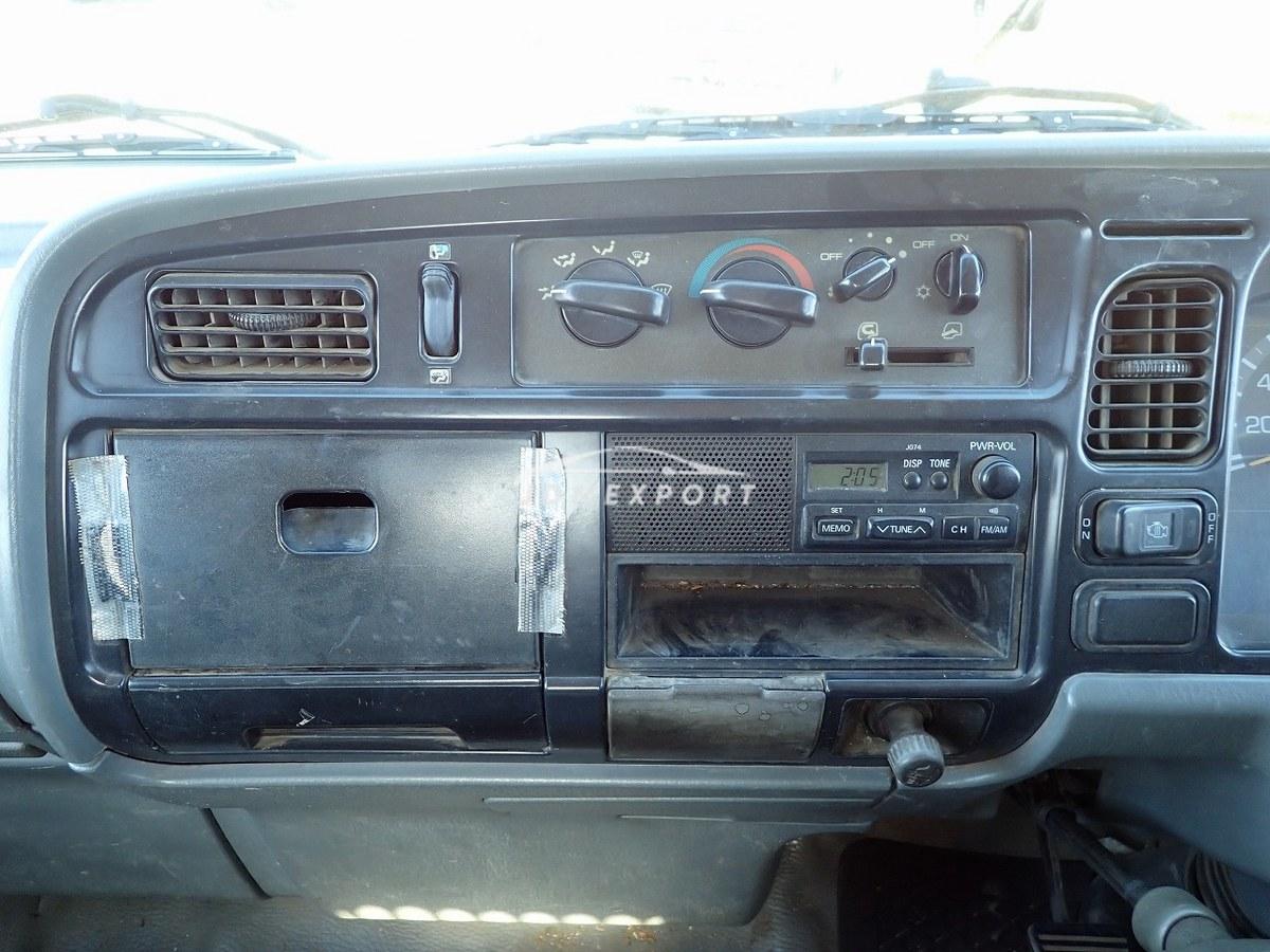 Mitsubishi Fuso Canter 2001 thumbnail 34