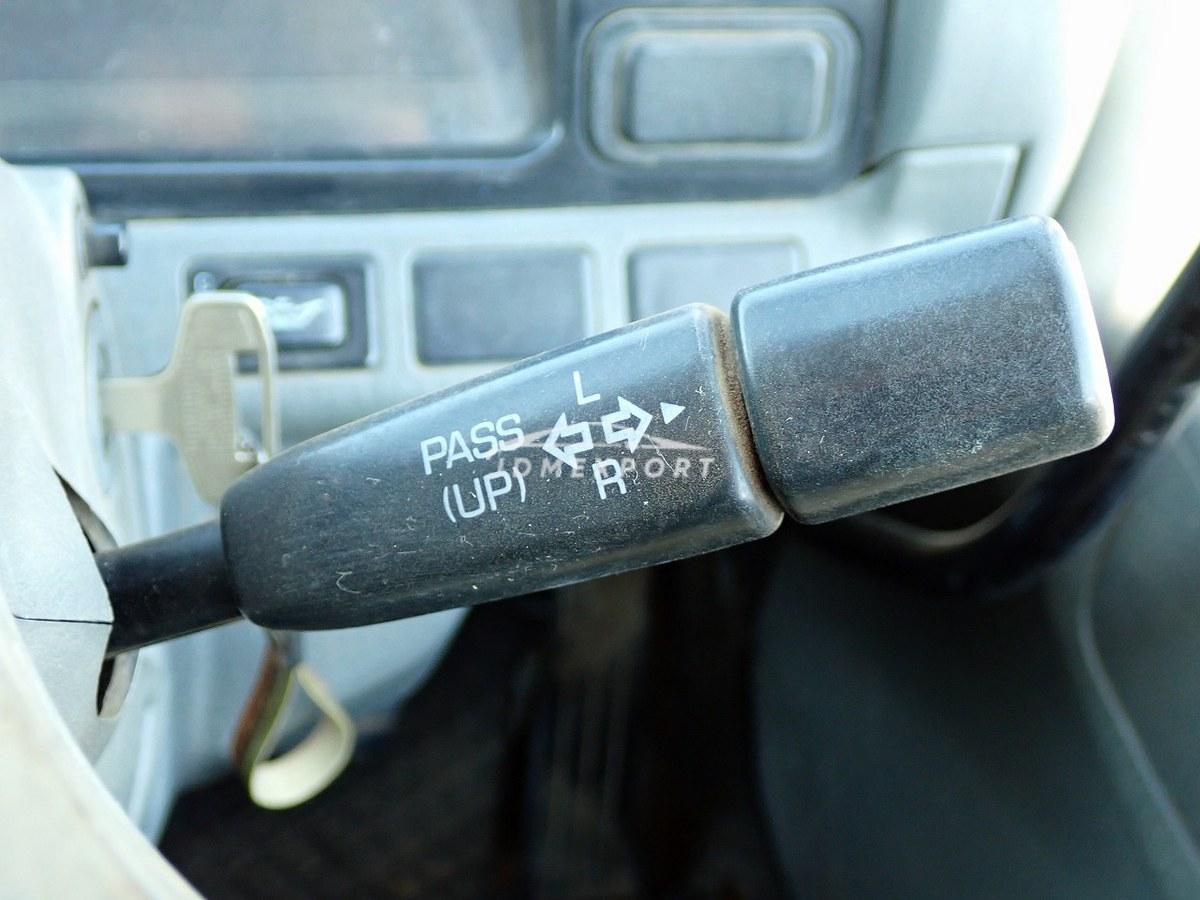 Mitsubishi Fuso Canter 2001 thumbnail 32