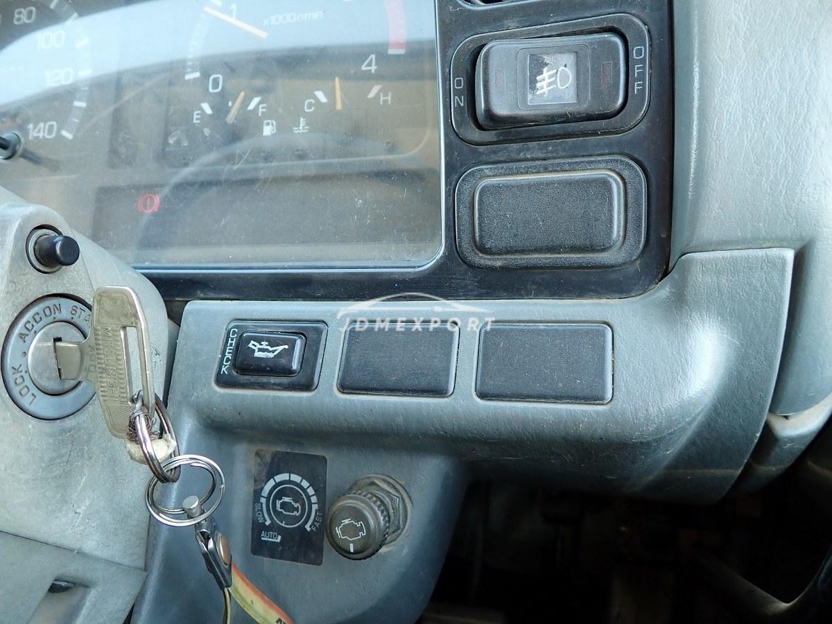 Mitsubishi Fuso Canter 2001 thumbnail 36