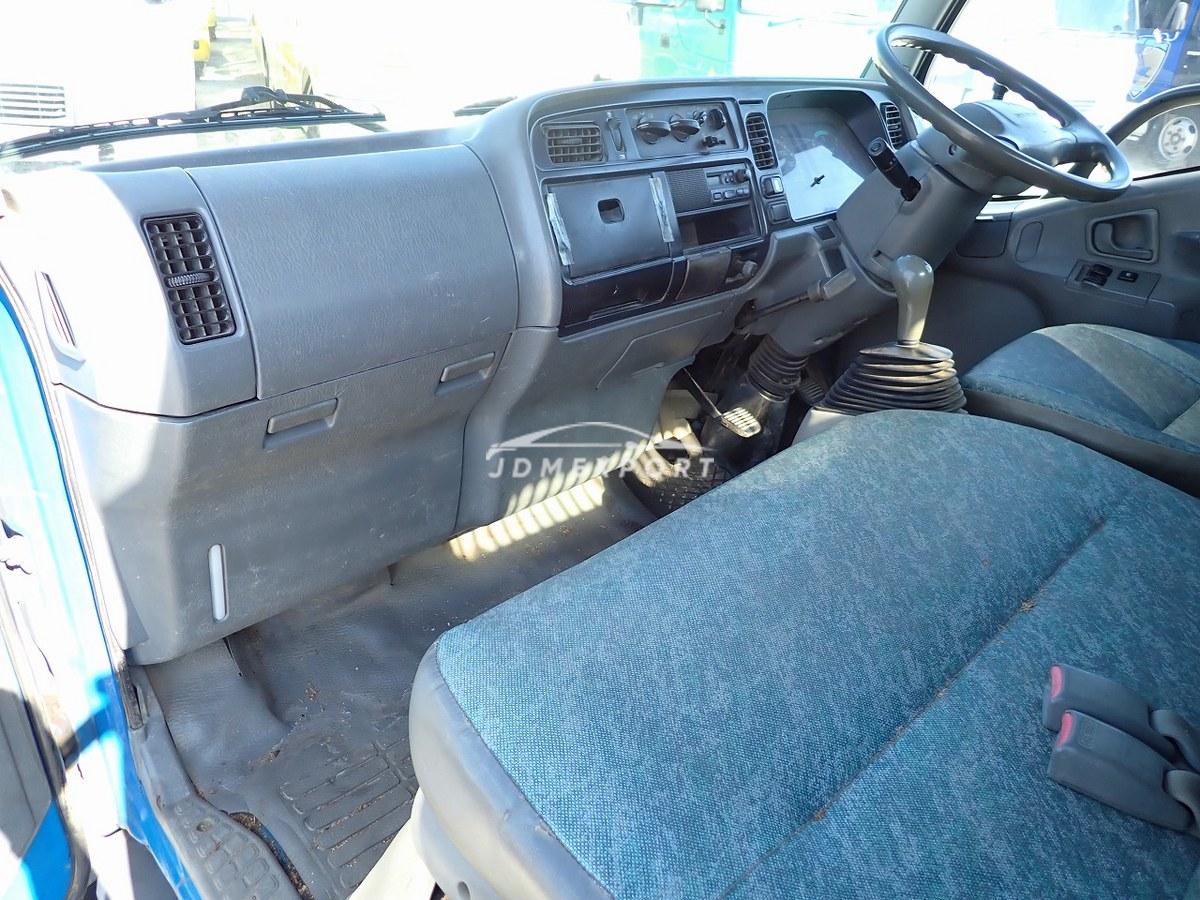 Mitsubishi Fuso Canter 2001 thumbnail 47