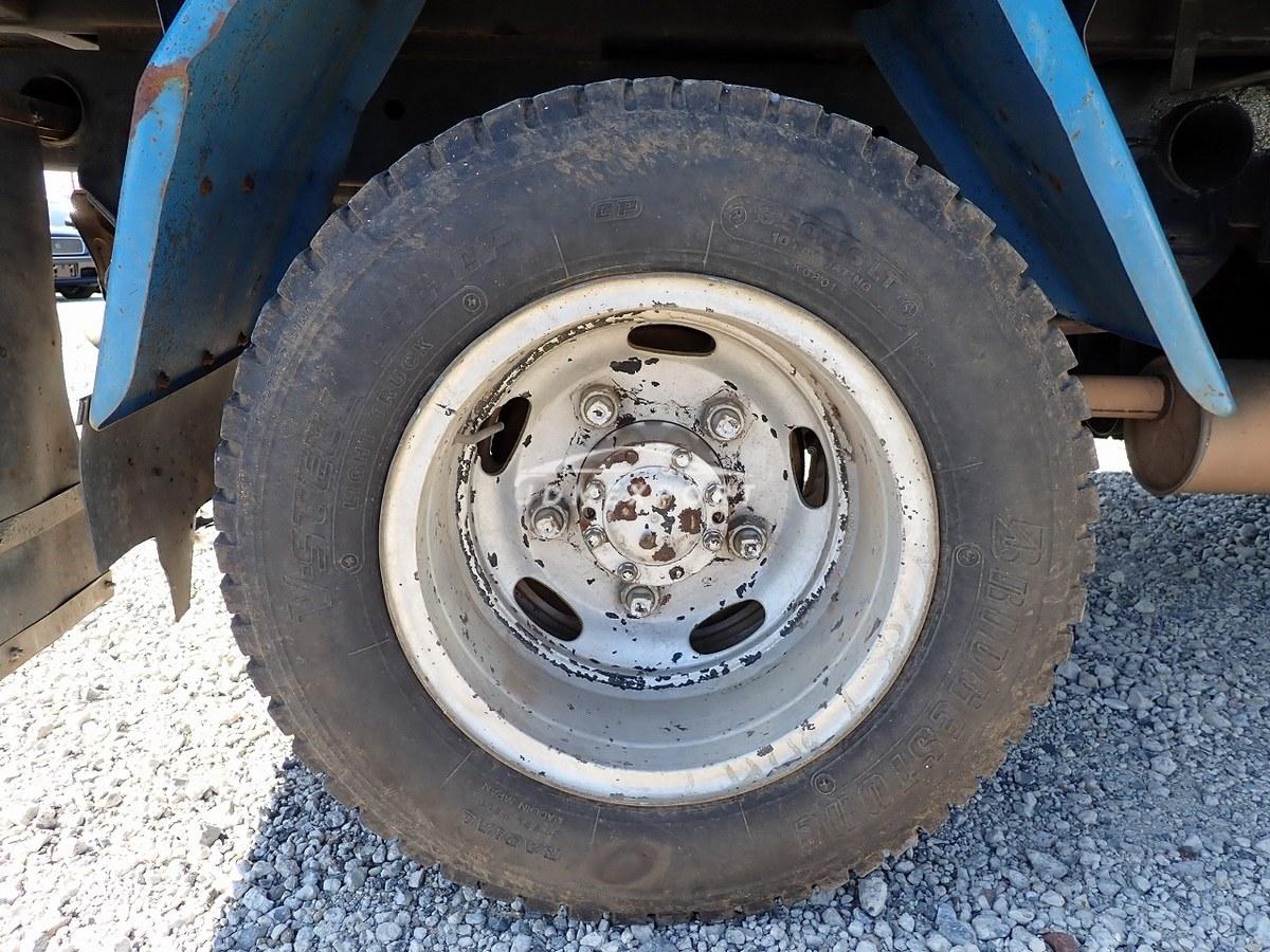 Mitsubishi Fuso Canter 2001 thumbnail 13