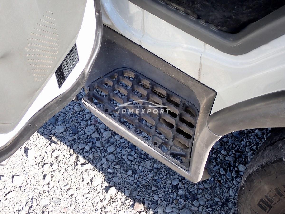 Mitsubishi Fuso Canter 1997 thumbnail 40