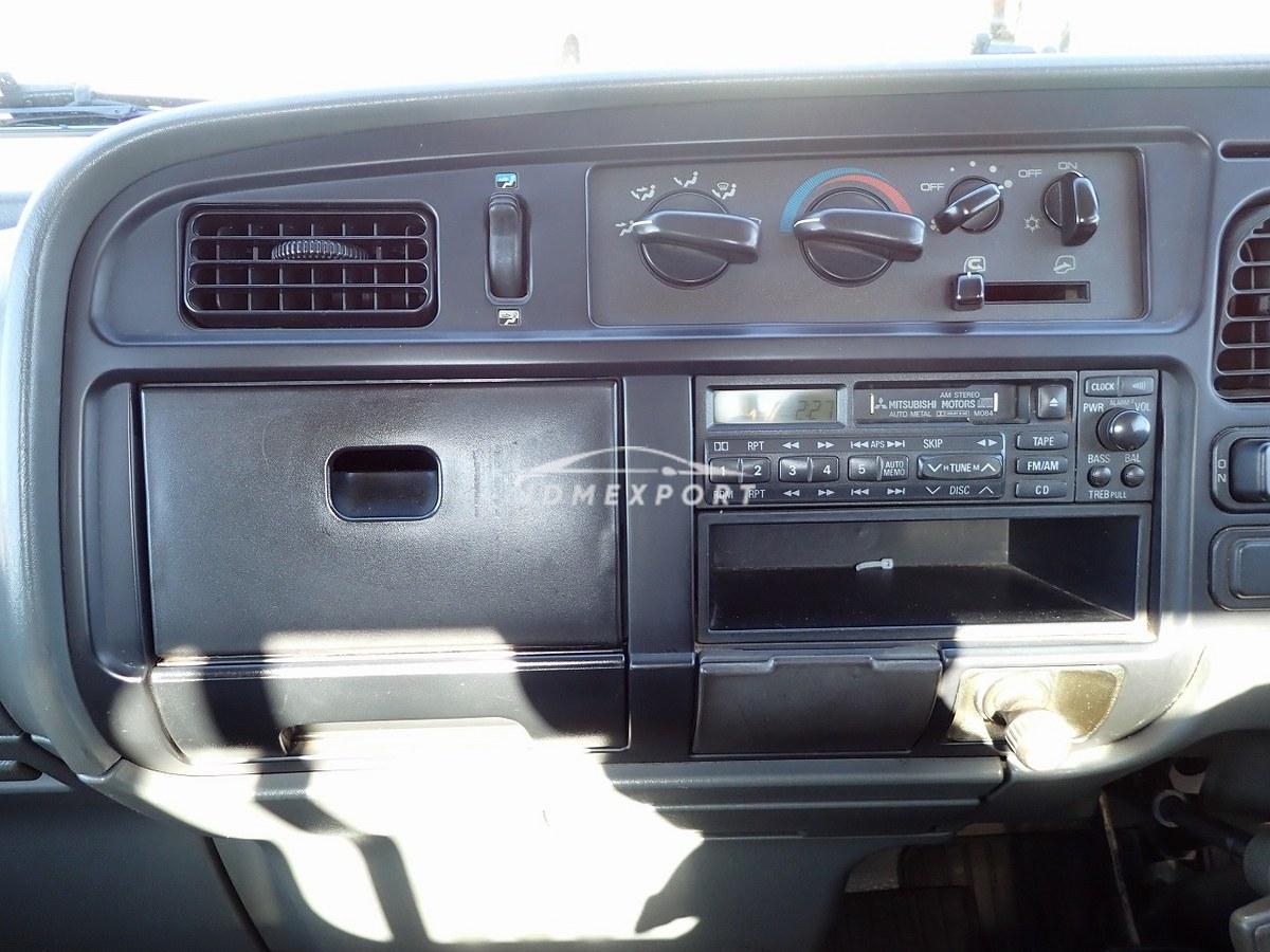 Mitsubishi Fuso Canter 1997 thumbnail 30