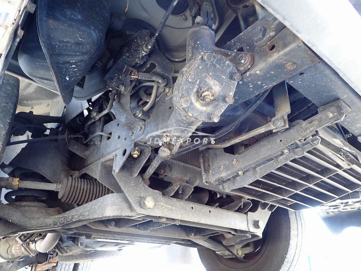 Mitsubishi Fuso Canter 1997 thumbnail 18