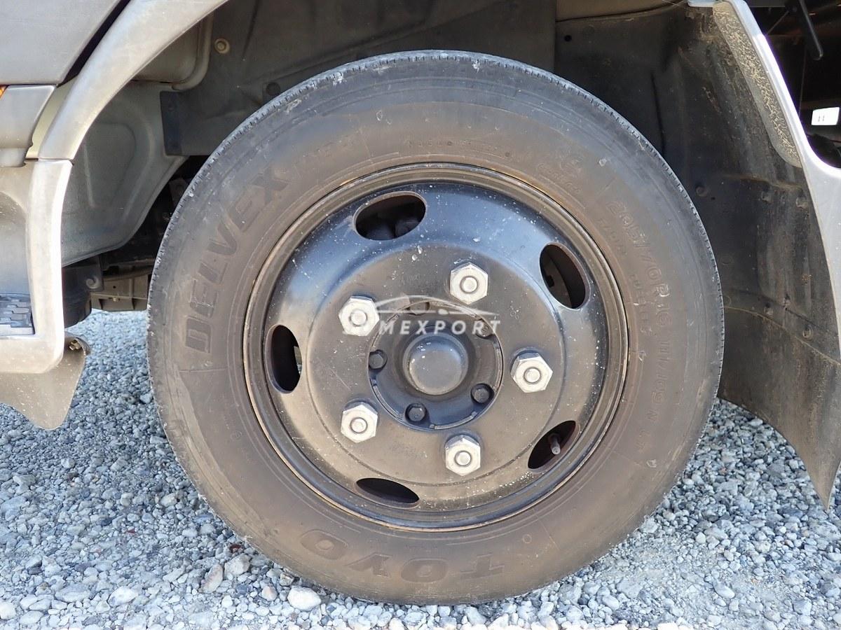 Mitsubishi Fuso Canter 1997 thumbnail 15