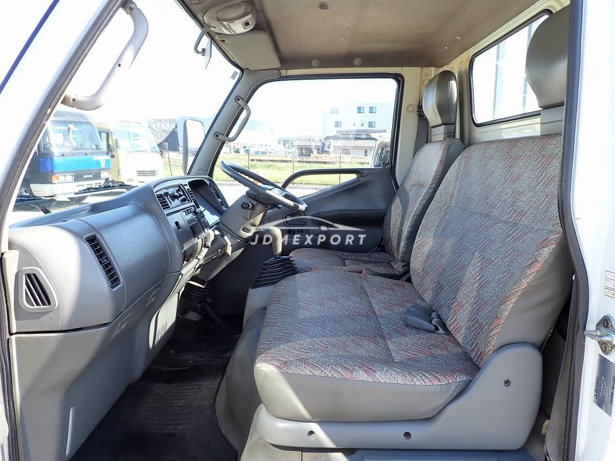 Mitsubishi Fuso Canter 1997 thumbnail 37
